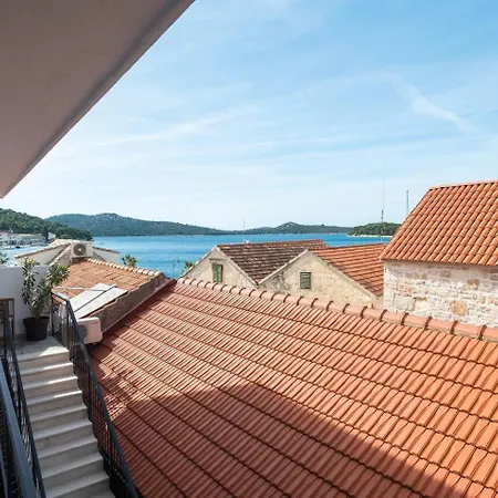 Soba Old Town Apartman *