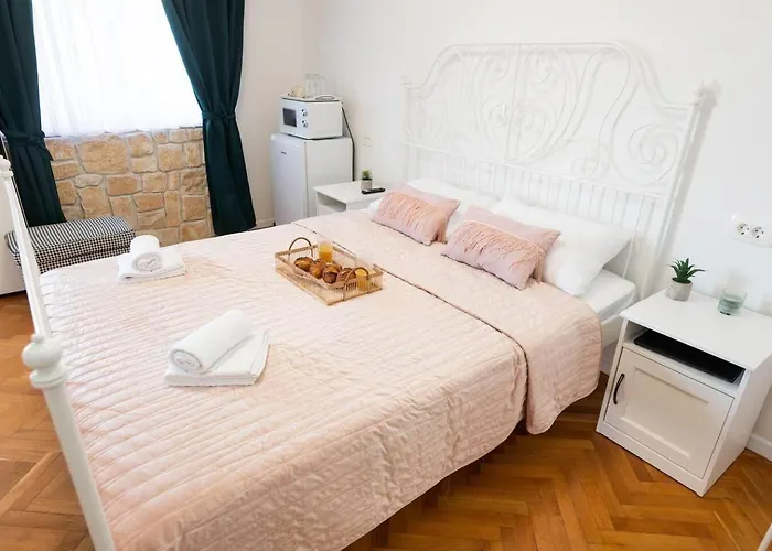 Soba Old Town * Rogoznica (Sibenik-Knin)